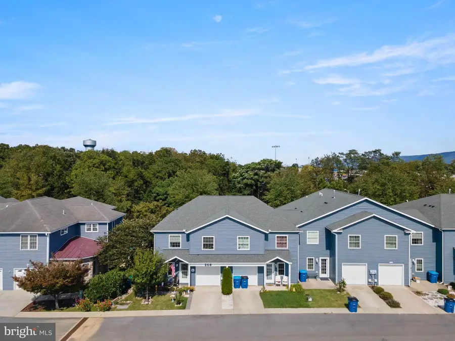 268 Parkside Ct, Woodstock, VA 22664 - #3