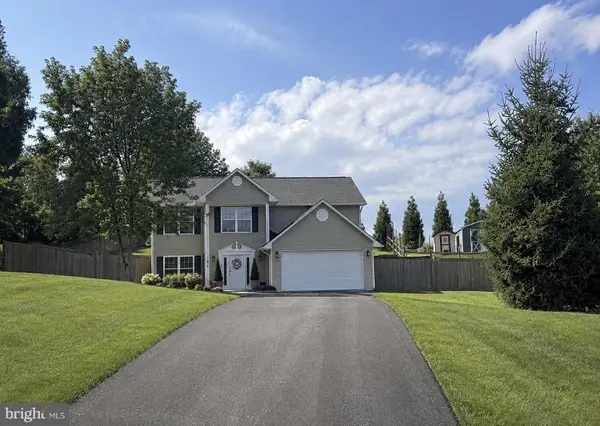 816 Burgess Ct, WOODSTOCK, VA 22664