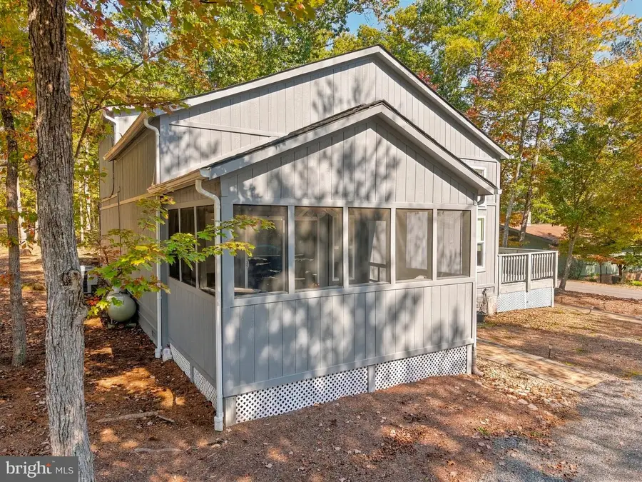 353 Killmon Rd, Basye, VA 22810 - #2