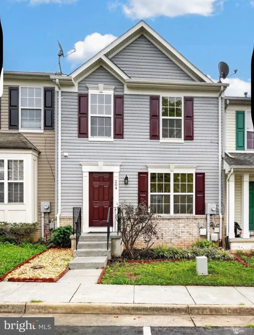 204 Cannon Ct, Strasburg, VA 22657 - #2
