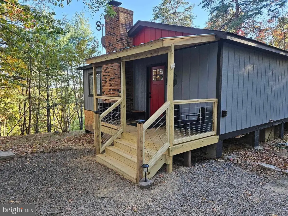 807 N. Maple, Mount Jackson, VA 22842 - #1