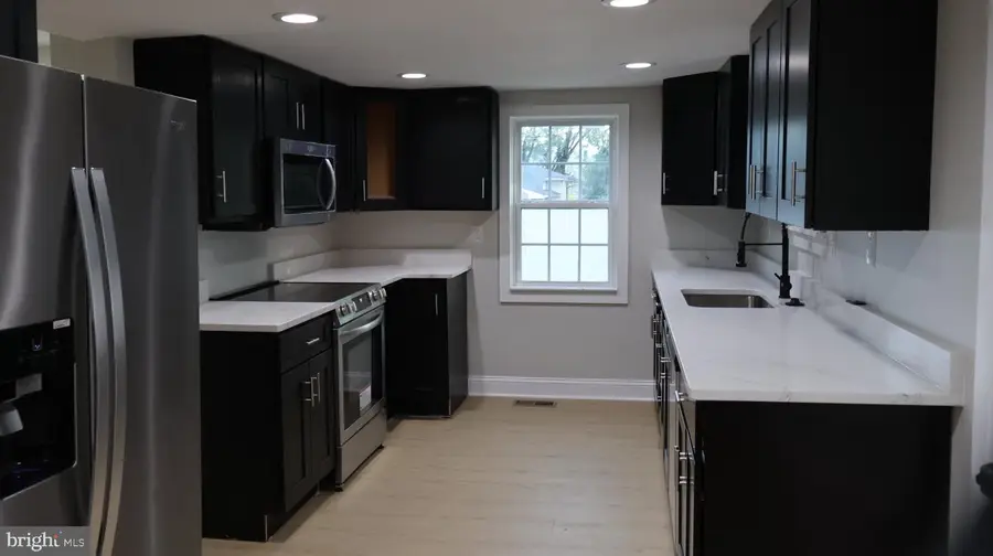 343 Banks Fort Rd, Strasburg, VA 22657 - #3