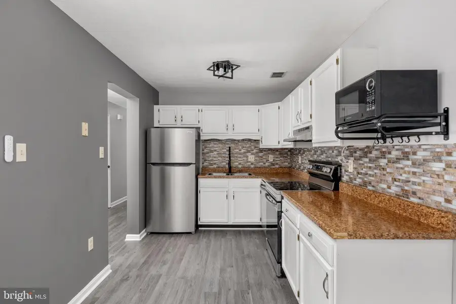 225 Brandy Ct #j-3, Strasburg, VA 22657 - #3