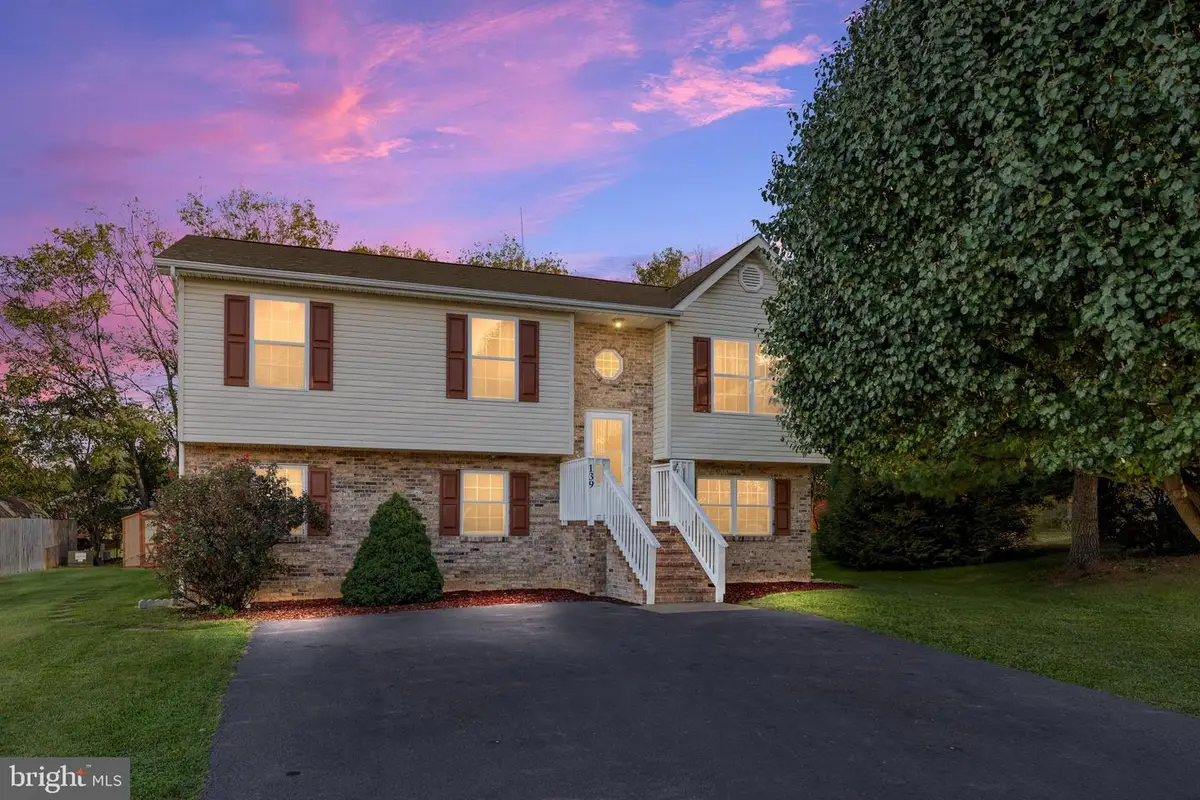 139 Hillview Dr, Maurertown, VA 22644 - #1