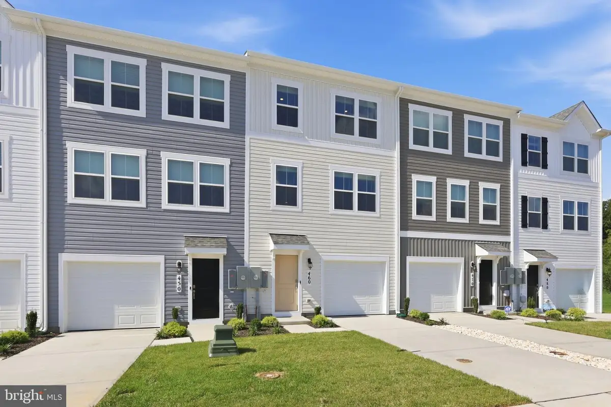 460 Sophie St, Strasburg, VA 22657 - #1