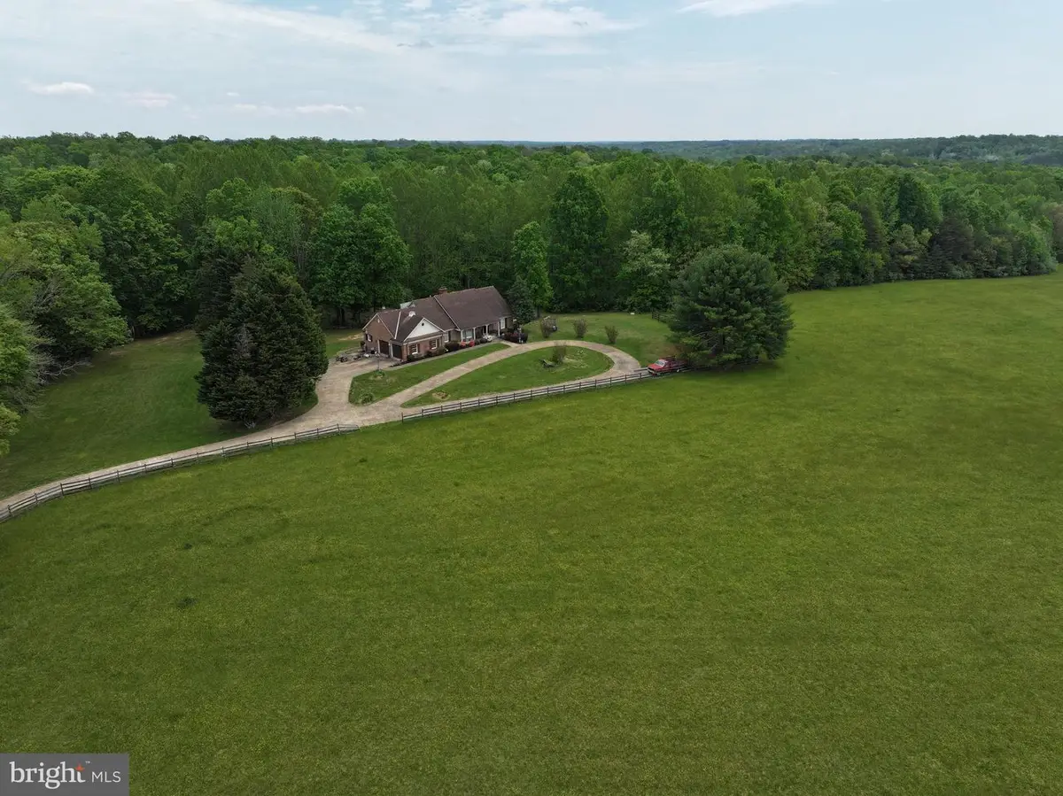 9011 Asdee Ln, Spotsylvania, VA 22551 - Image #1