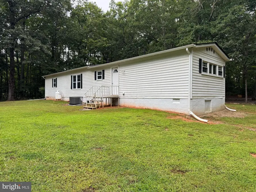 9216 Lawyers Rd, Spotsylvania, VA 22551 - #3