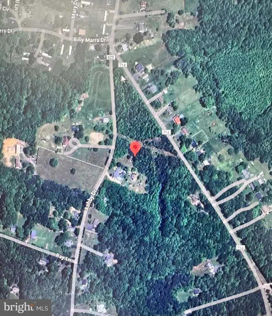 11121 Ashby Dr, Fredericksburg, VA 22407 - Image #1