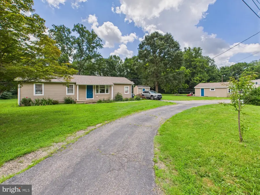 9803 Leavells Rd, Battlefield, VA 22407 - Image #2