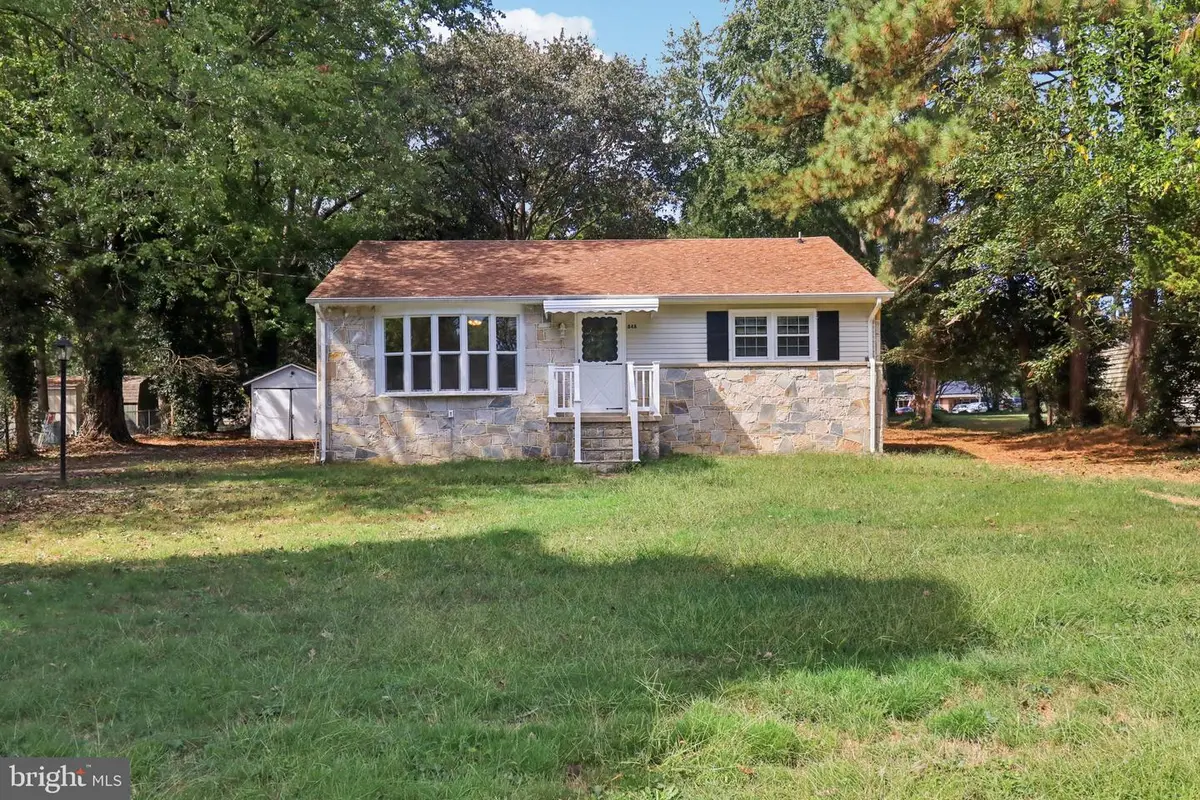 848 Lincoln Dr, Fredericksburg, VA 22407 - Image #1