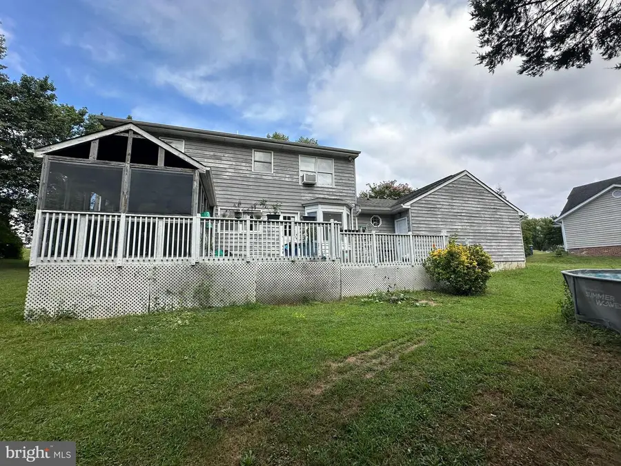 6716 Farmstead Ln, Fredericksburg, VA 22407 - Image #3