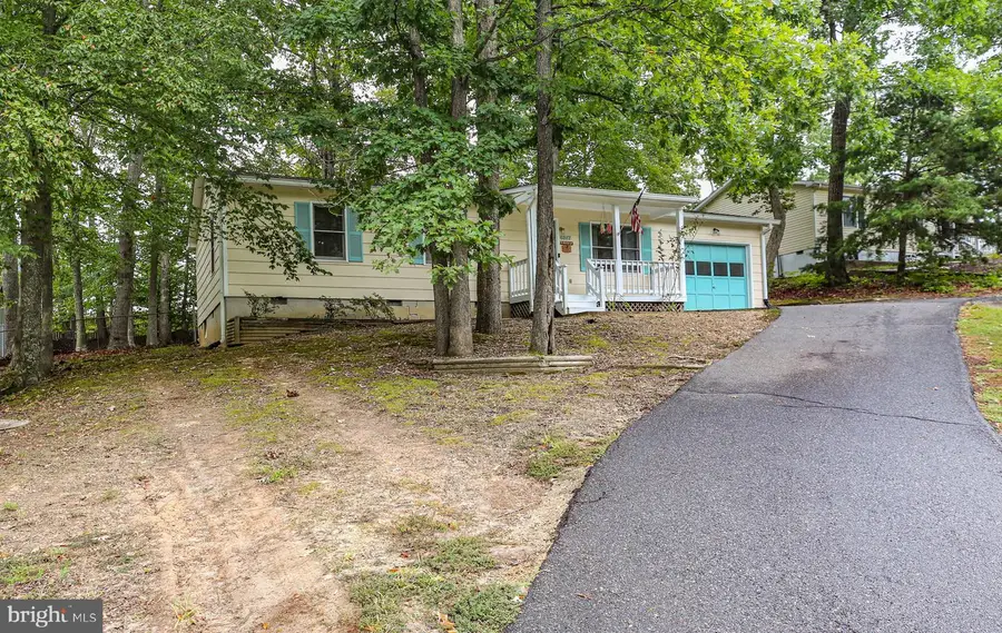 6317 Plantation Forest Dr, Spotsylvania, VA 22553 - Image #3