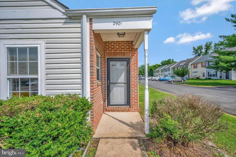 2901 Broyhill Ct, Fredericksburg, VA 22408 - Image #2