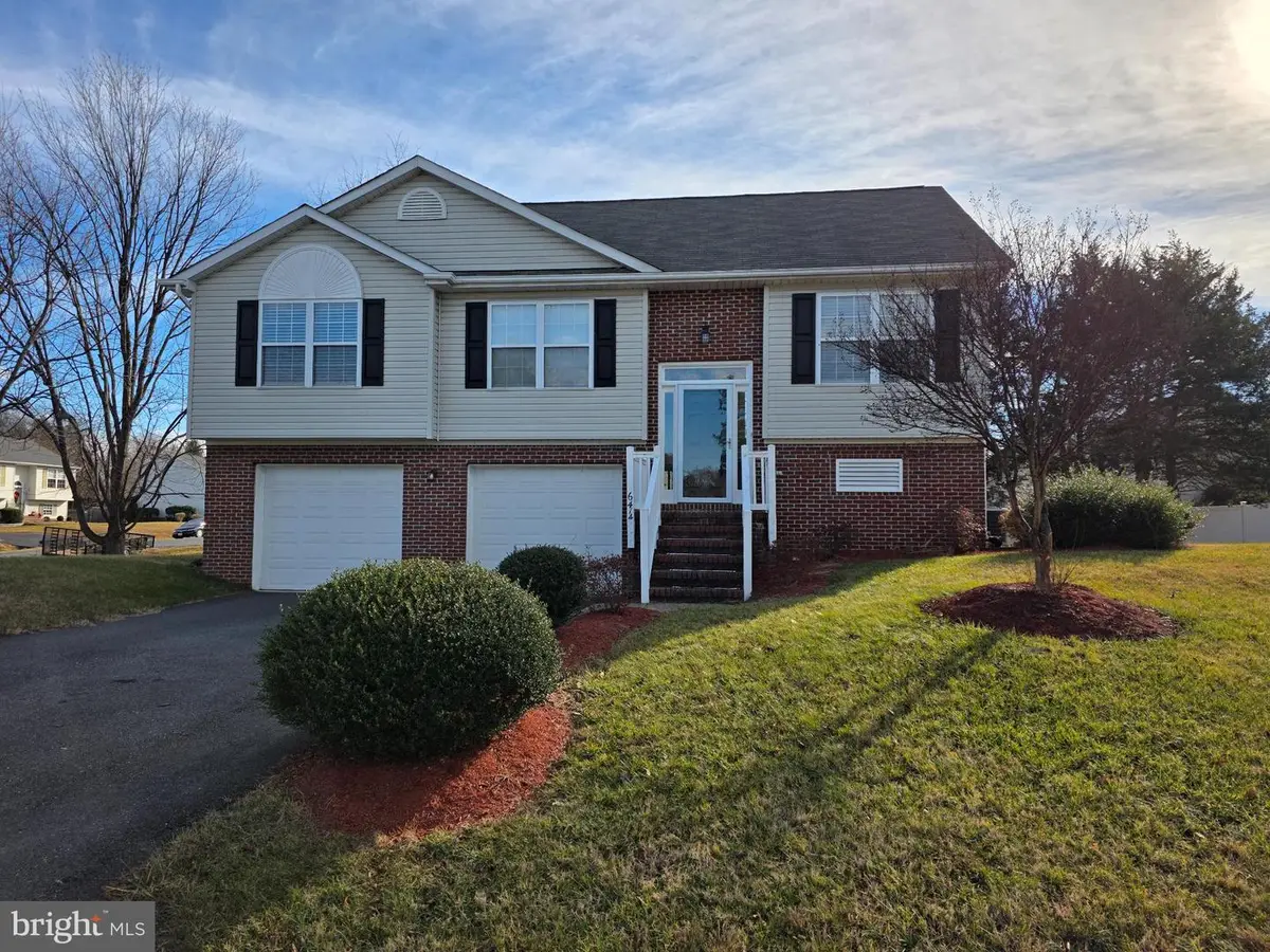 6414 Basil Ct, Fredericksburg, VA 22407 - Image #1