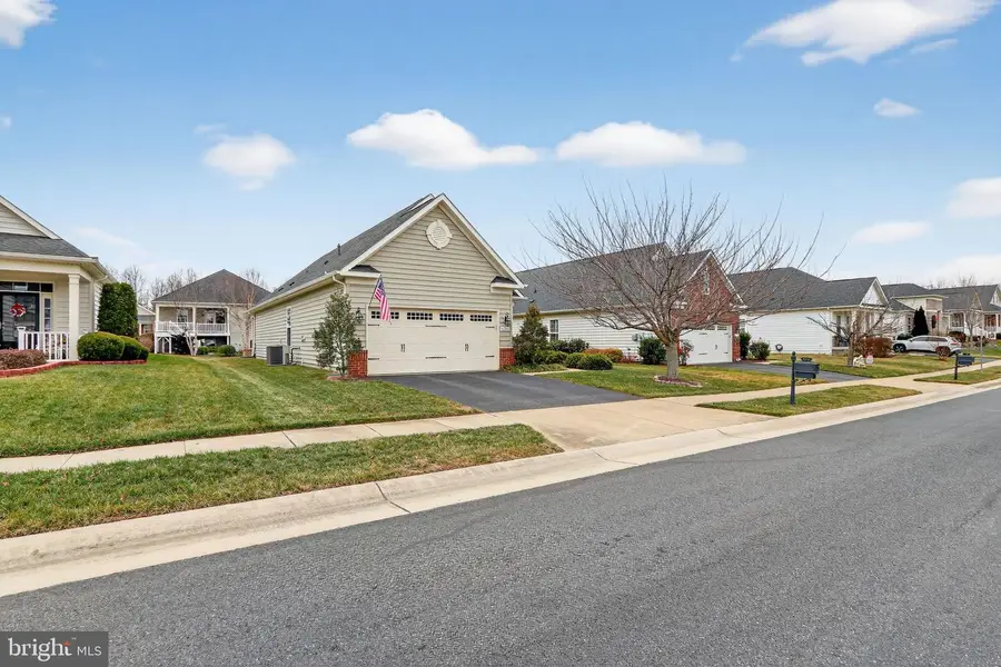 9724 Balls Bluff Dr, Fredericksburg, VA 22407 - Image #2