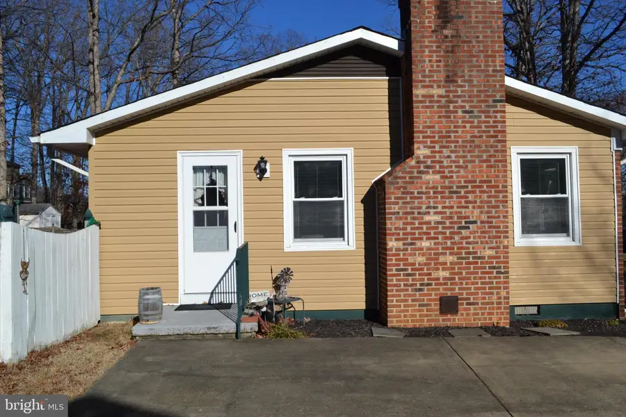 315 Azalia Dr, Fredericksburg, VA 22408 - Image #3