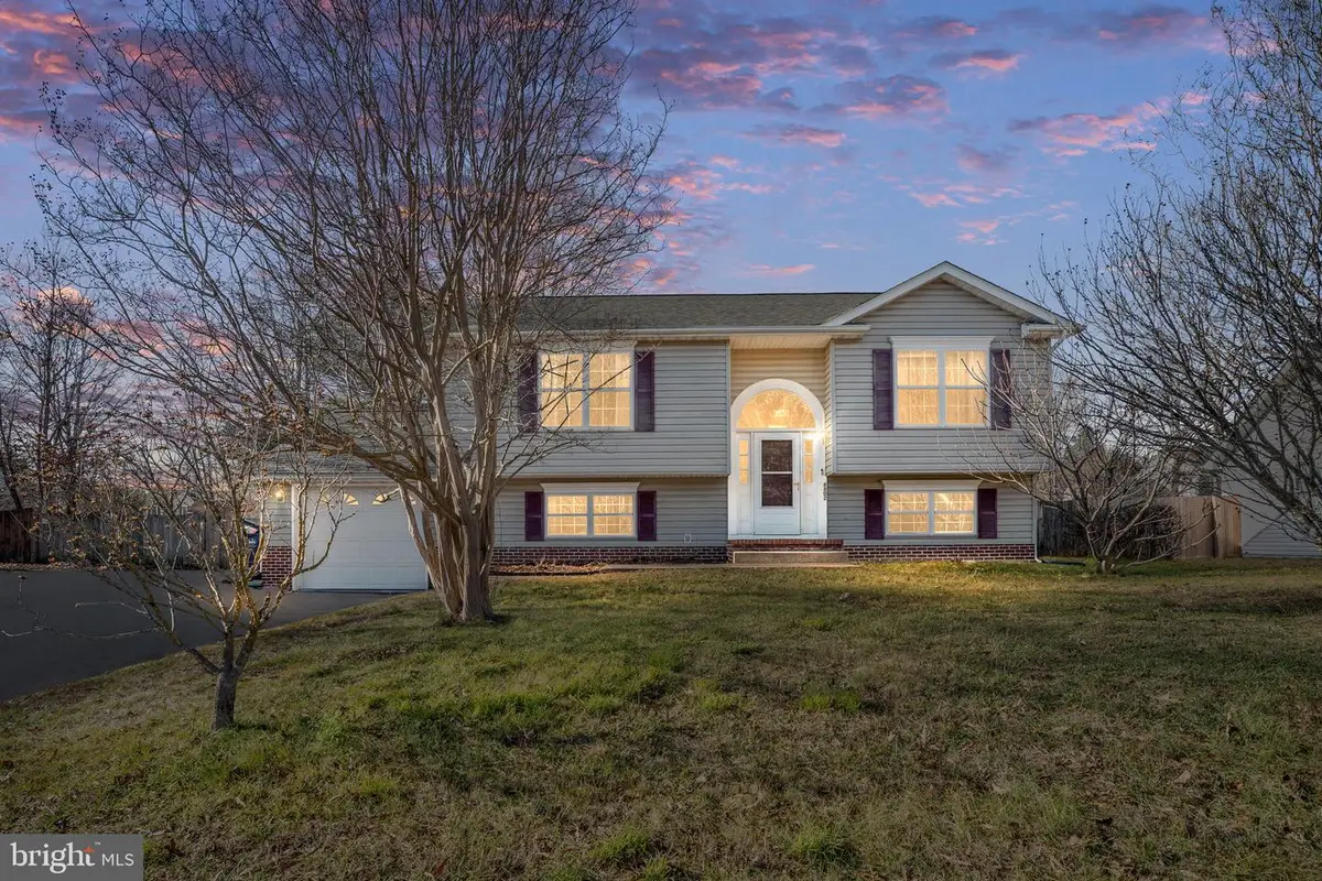 8802 Kent Ct, Fredericksburg, VA 22408 - Image #1