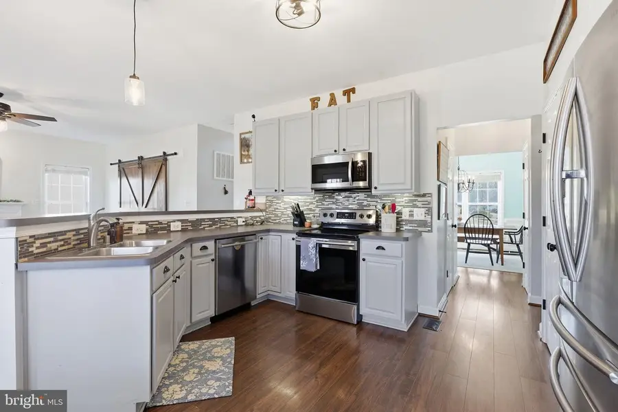 11814 Geranium St, Fredericksburg, VA 22407 - #3