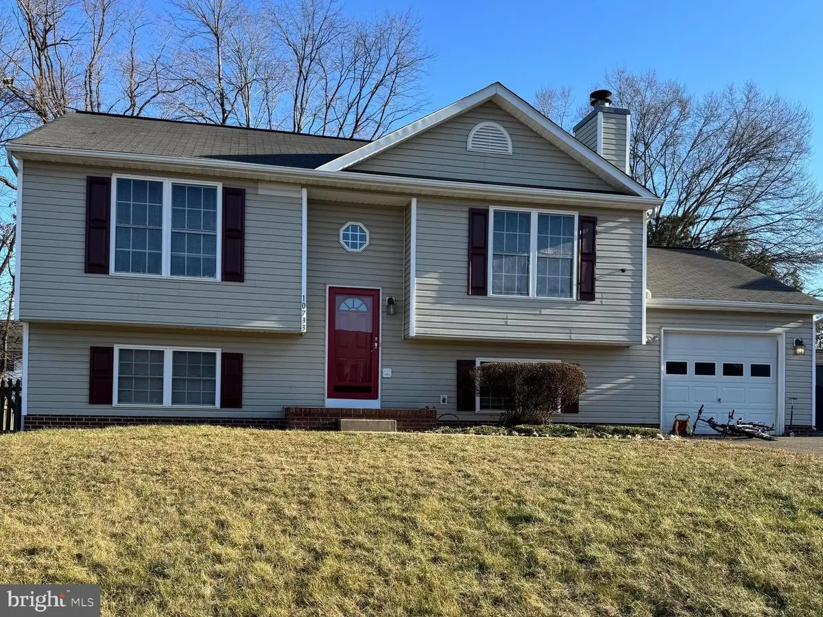10733 Allie Dr, Fredericksburg, VA 22408 - Image #1