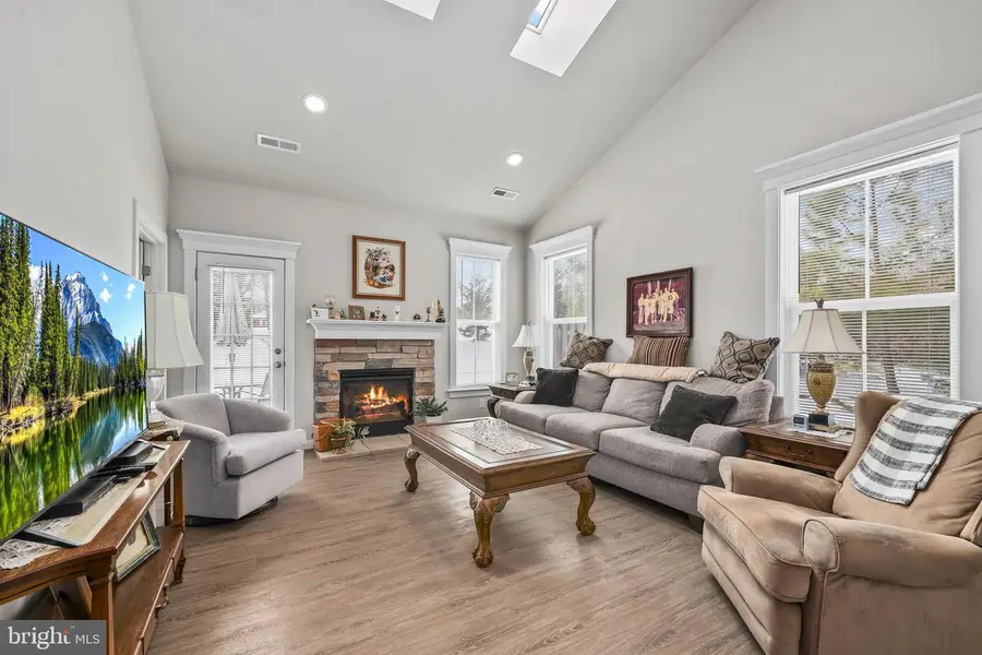 5712 Finley Rose Ct, Fredericksburg, VA 22407 - #3