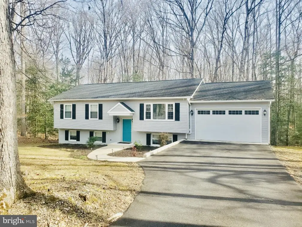 12207 Pemwood Ln, Fredericksburg, VA 22407 - Image #1