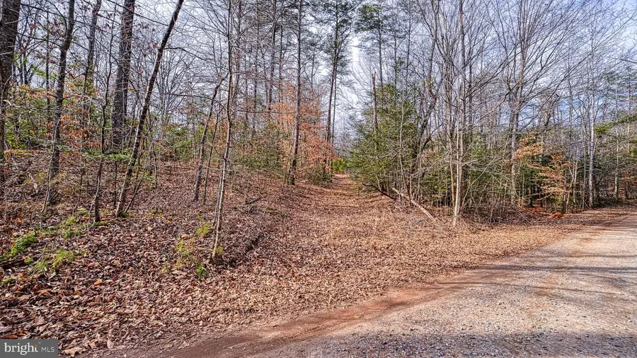 6650 Hook Ct, Spotsylvania, VA 22551 - Image #2