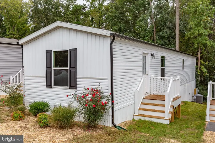 4434 Hotchkiss St, Fredericksburg, VA 22408 - #3