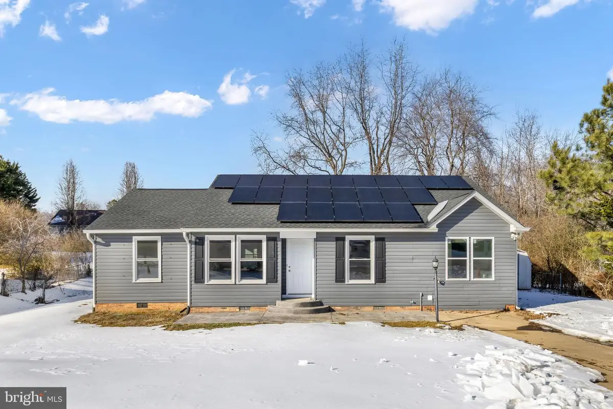 5303 Briarbend Ct, Fredericksburg, VA 22407 - Image #1