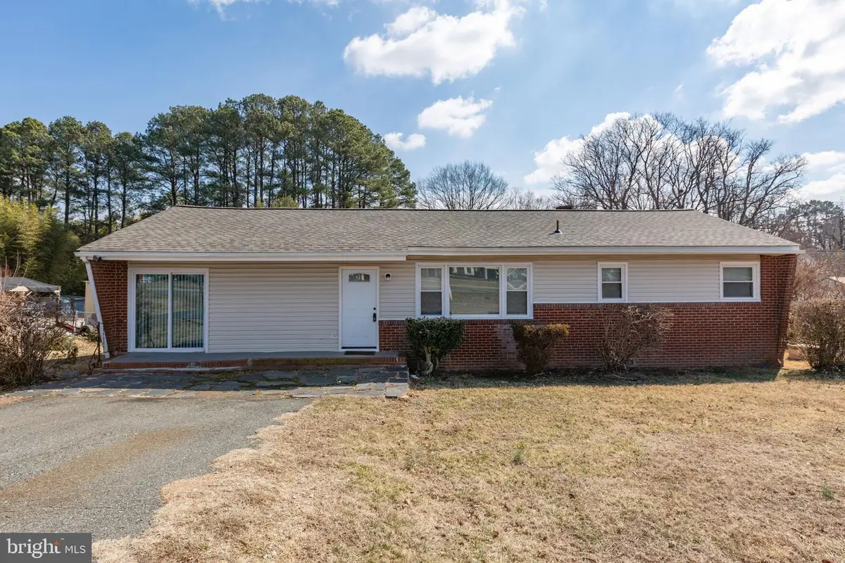 1305 Bragg Rd, Fredericksburg, VA 22407 - #1