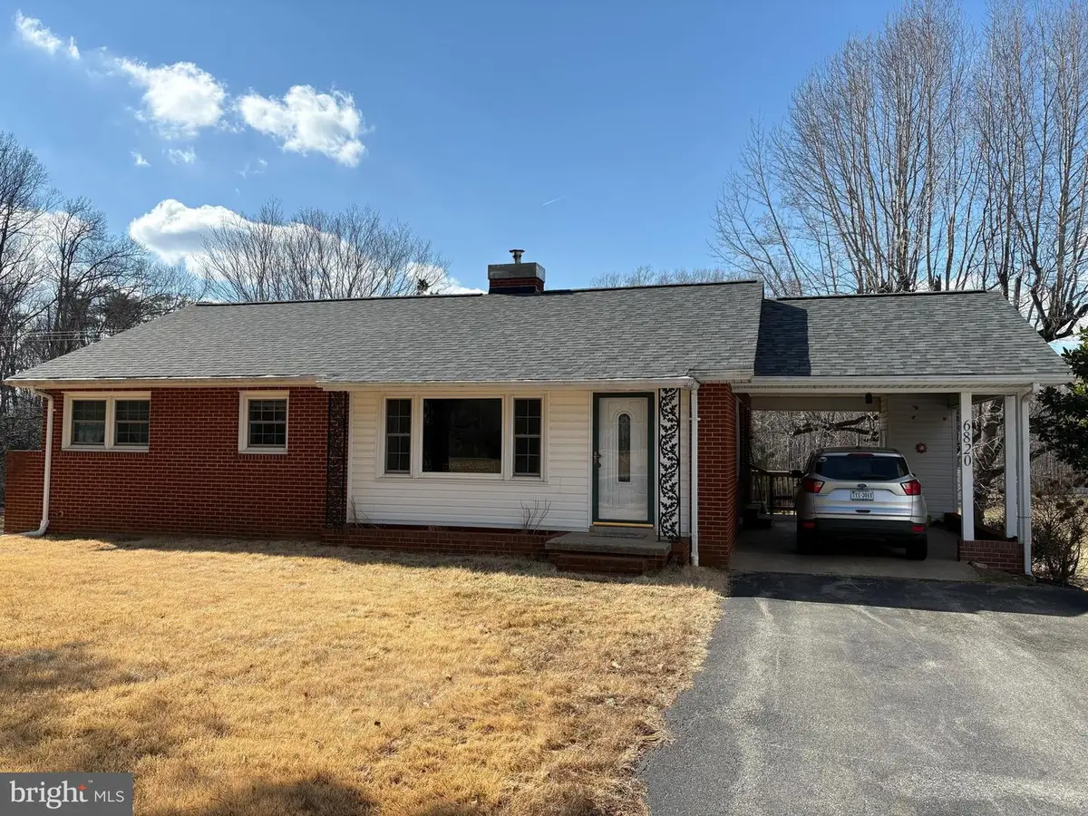 6820 Partlow Rd, Spotsylvania, VA 22551 - #1
