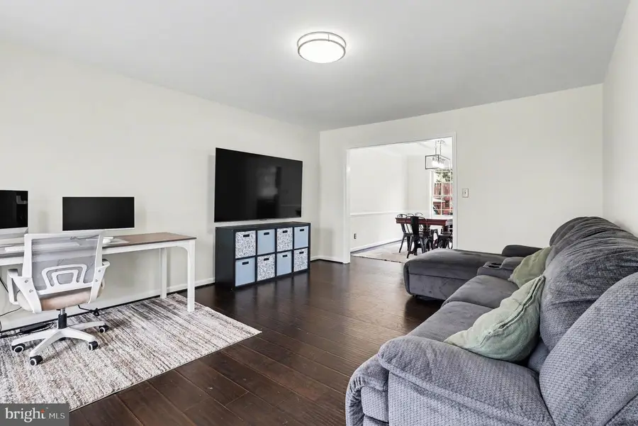 7415 Sterling Dr, Fredericksburg, VA 22407 - #3