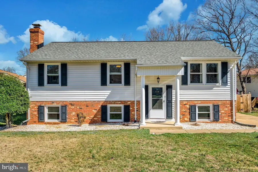 713 Shamrock Dr, Fredericksburg, VA 22407 - #3