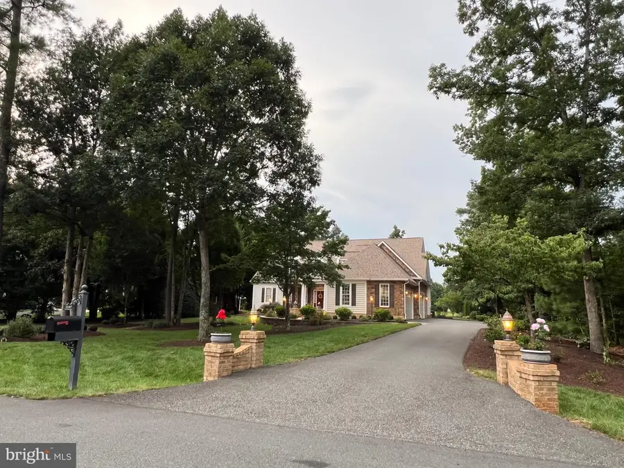 11207 Valor Bridge Dr, Spotsylvania, VA 22551 - #2