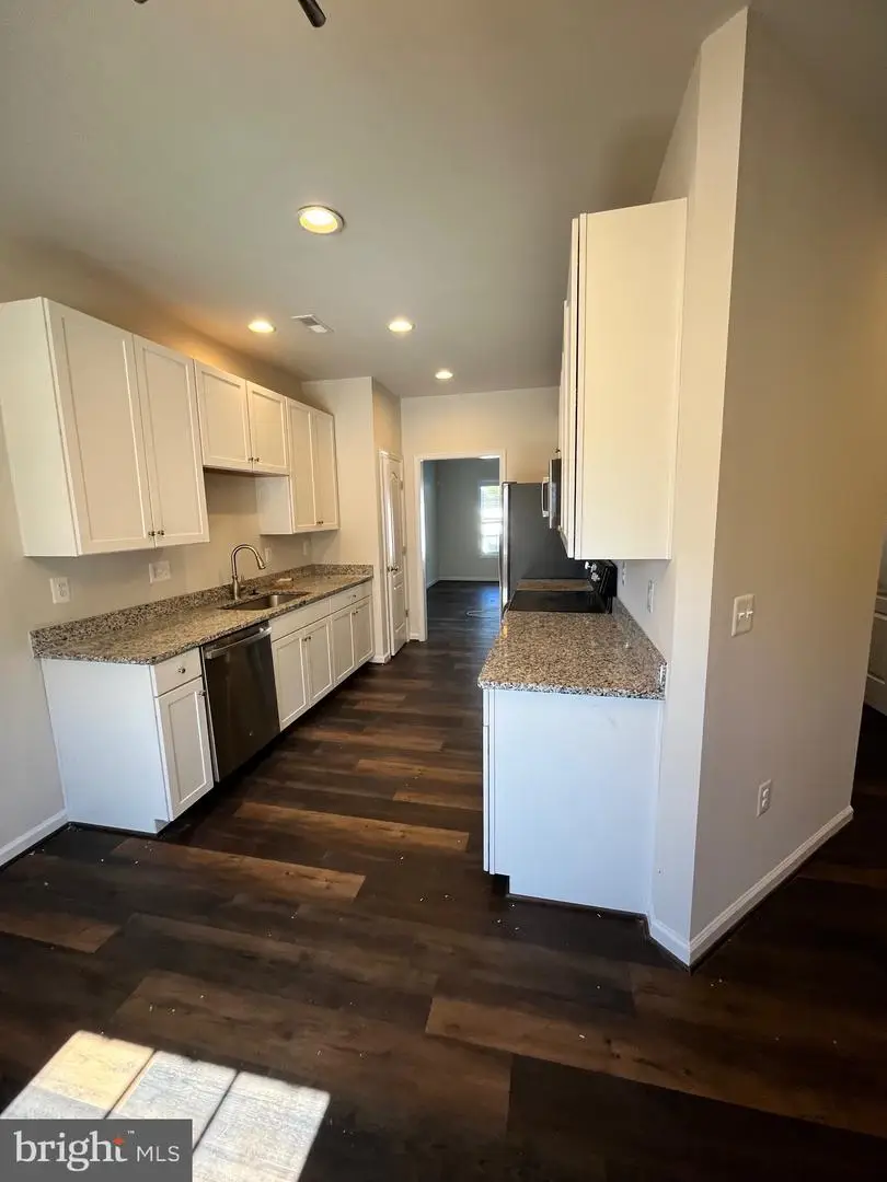 12114 Bowling Farm Ct, Fredericksburg, VA 22407 - #2