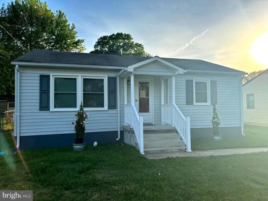 120 Mclaws St E, Fredericksburg, VA 22408 - #2