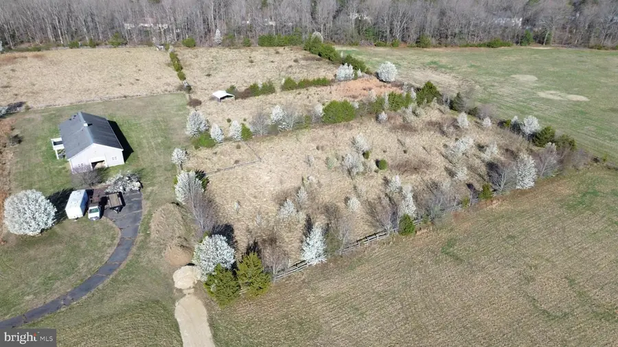 6611 Whispering Meadow Trl, Spotsylvania, VA 22551 - #2