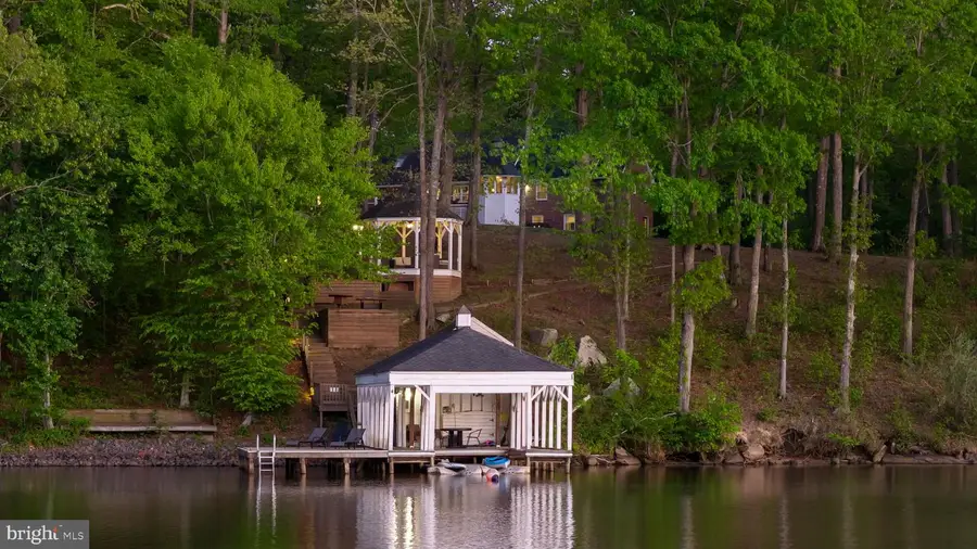 6406 Carter Ln, Mineral, VA 23117 - #3