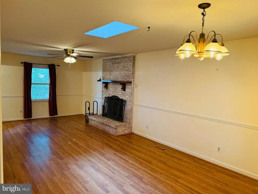 212 Gerber Dr, Fredericksburg, VA 22408 - #3