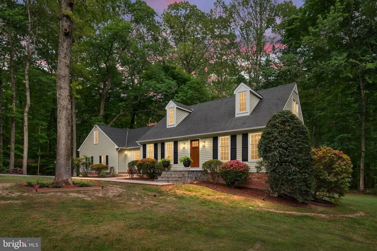 8030 Singing Wood Ln, Spotsylvania, VA 22553 - #1