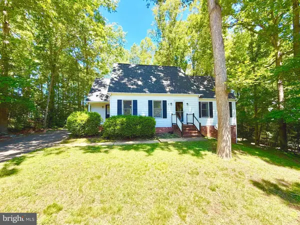 609 Stonewall Ln, FREDERICKSBURG, VA 22407