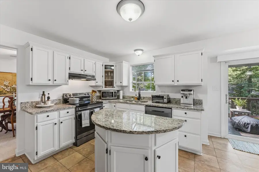 6402 Sugar Maple Ct, Fredericksburg, VA 22407 - #3