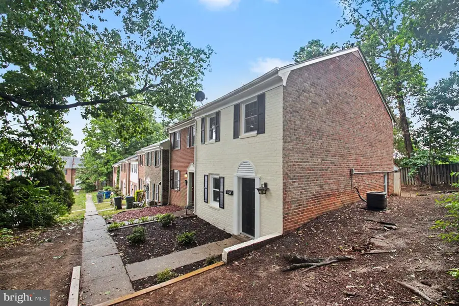 13 Bentley Ct, Fredericksburg, VA 22408 - #2