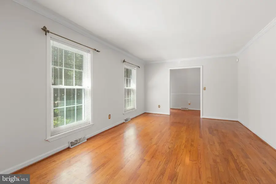 8401 Grey Ghost Ln, Fredericksburg, VA 22408 - #3