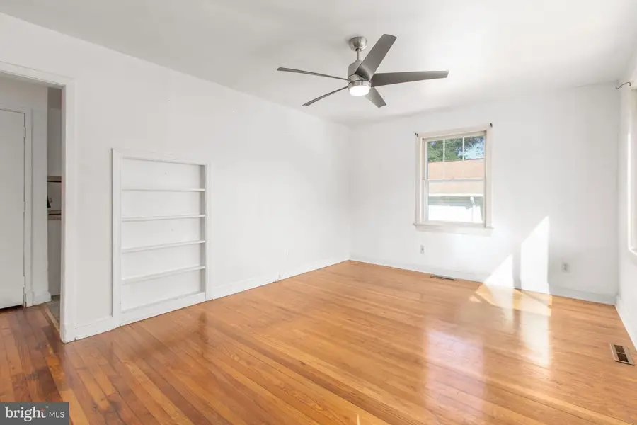 117 Hill St, Fredericksburg, VA 22408 - #3