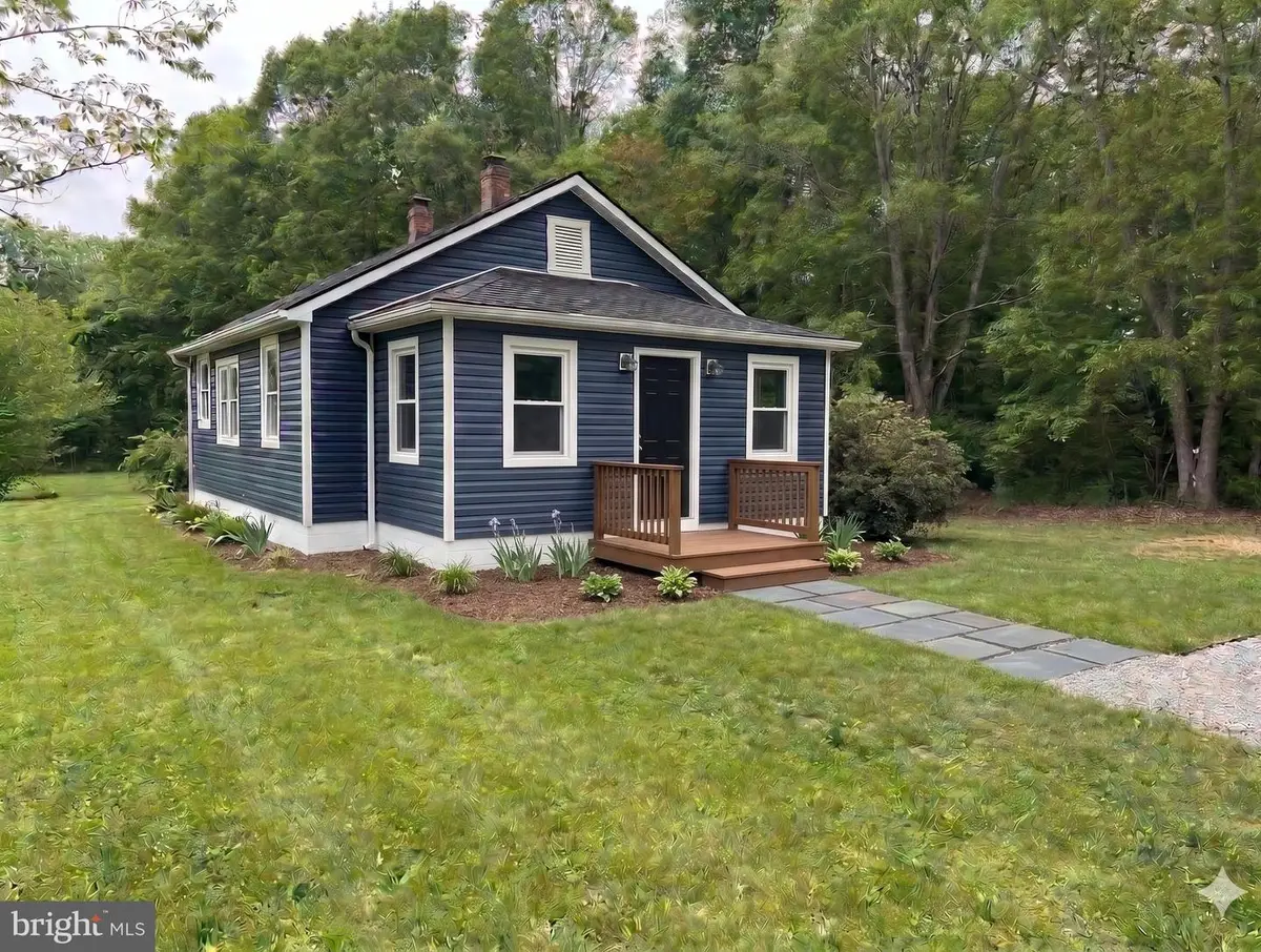3824 Lee Hill School Dr, Fredericksburg, VA 22408 - #1