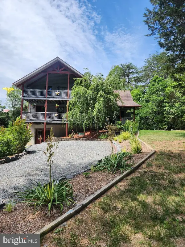 16020 Carrington Ct, MINERAL, VA 23117