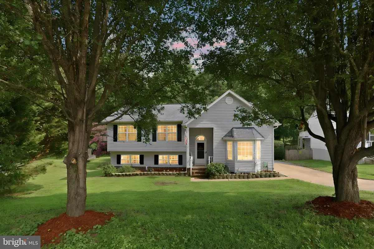 7422 Laura Ln, Fredericksburg, VA 22407 - #1