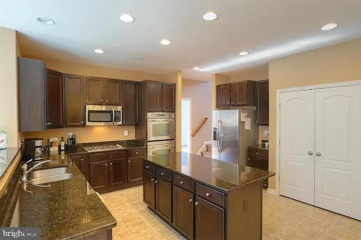 26 Noel Dr, Fredericksburg, VA 22408 - #2