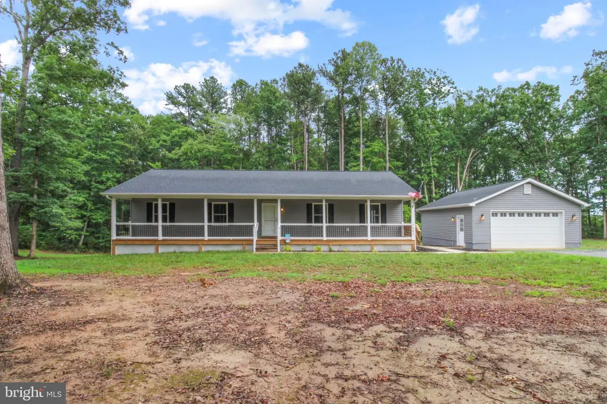 7401 Stubbs Bridge Rd, Spotsylvania, VA 22551 - #1