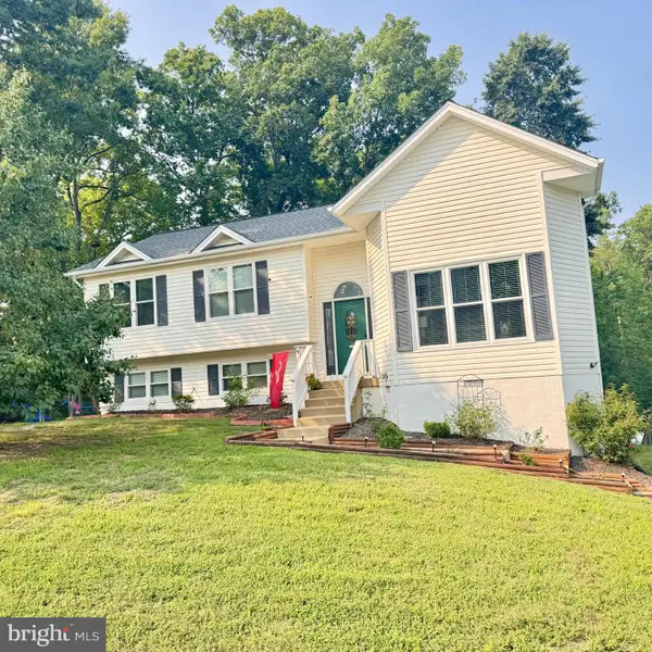 8719 Jenny Ln, FREDERICKSBURG, VA 22407